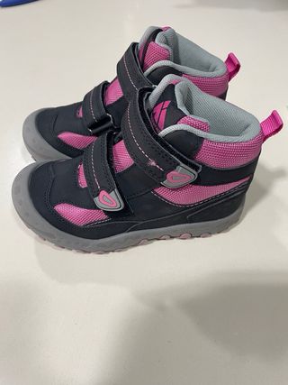 Botas de montaña para niña nuevas