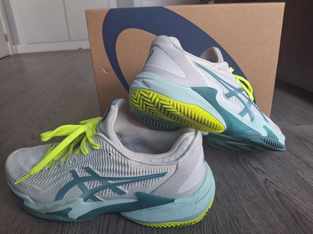 Zapatillas pádel-tennis ASICS T.41.5