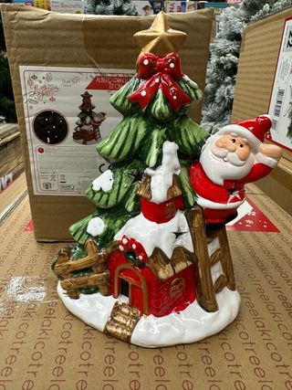 Albero di Natale con Babbo Natale che si illumina