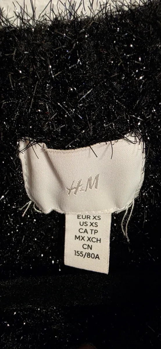 Jersey negro con brillos