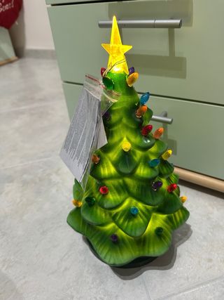 Albero di Natale in plastica con luci