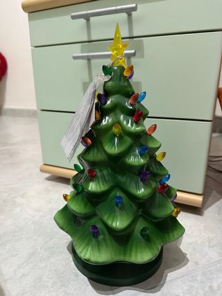 Albero di Natale in plastica con luci