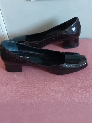 Zapatos Caramelo Negros/Marrones Charol