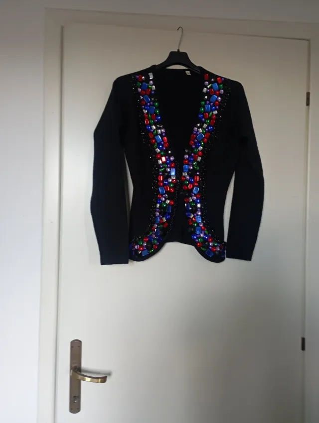 Cardigan donna nero con pietre colorate