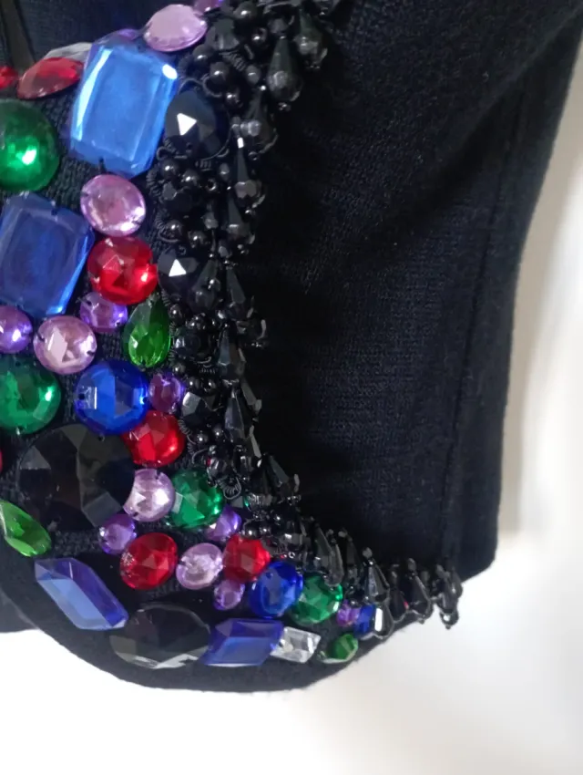 Cardigan donna nero con pietre colorate