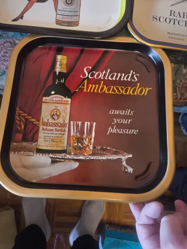 Lote 5 bandejas metálicas whisky