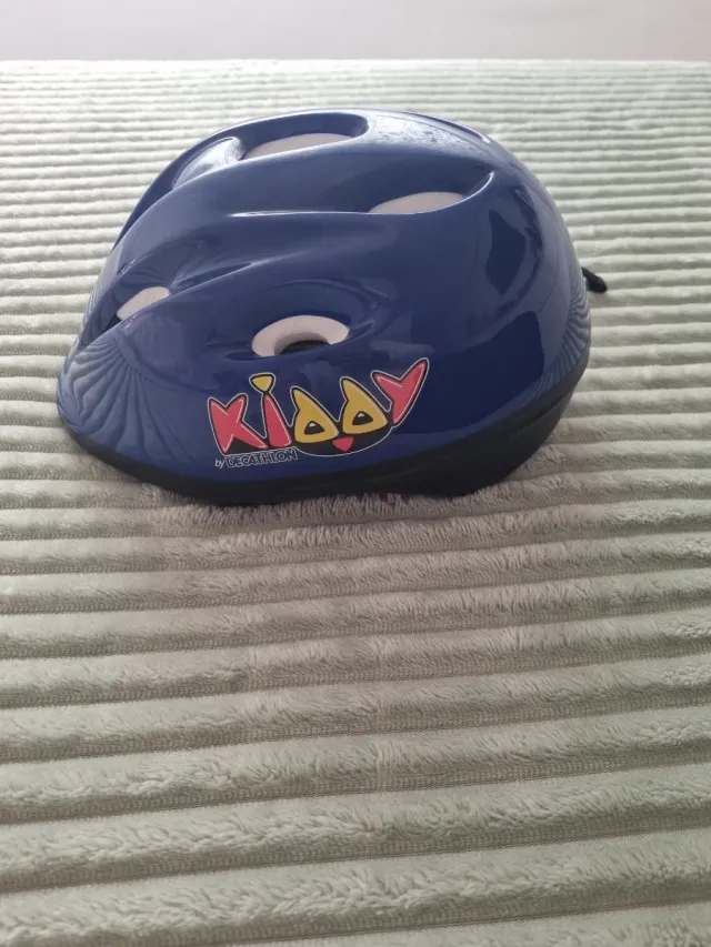 Casco infantil azul Decathlon