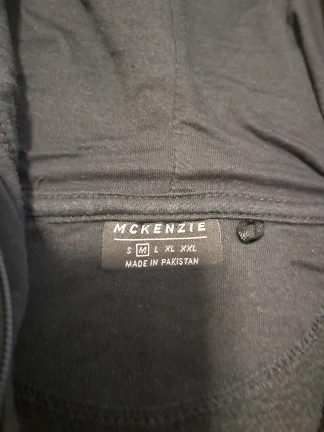 Sudadera McKenzie Hombre Negra Cremallera