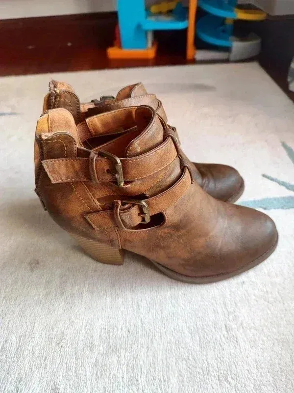 Botines Marrones JustFab Talla 36.5