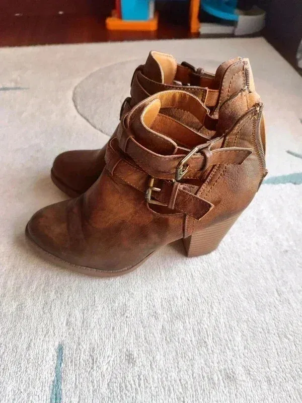 Botines Marrones JustFab Talla 36.5