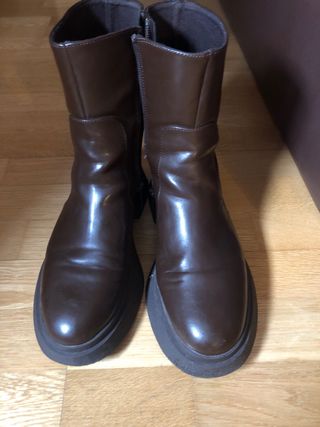 Botines marrones de piel