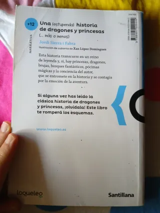 Libro Una (estupenda) historia de dragones y princ