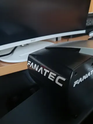 Volante CSL Elite Fanatec per PC Xbox