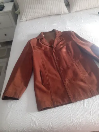 Chaquetón de piel marrón