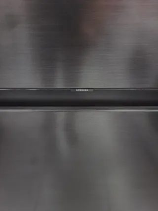 Nevera Samsung 2,cm nueva con tara 1 anos garantía