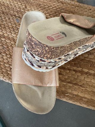 Sandalias JOMIX Verano Doradas y Plateadas
