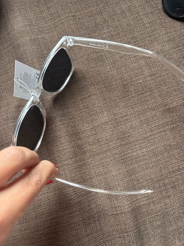 Gafas de sol transparentes