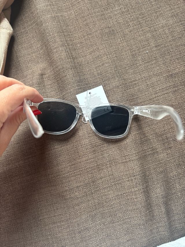 Gafas de sol transparentes