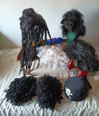 Pelucas, barba y accesorios disfraz