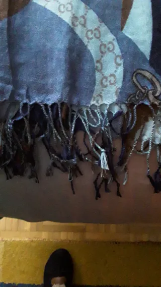 Fular Yu Yu azul y marrón con cadenas