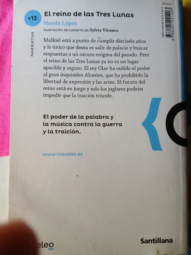 El Reino de las tres lunas