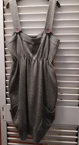 Cada vestido  5e . Estan nuevos . Algunnn. Sin usa