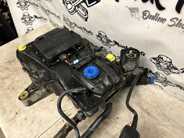 Deposito AdBlue con bomba PEUGEOT PARTNER III