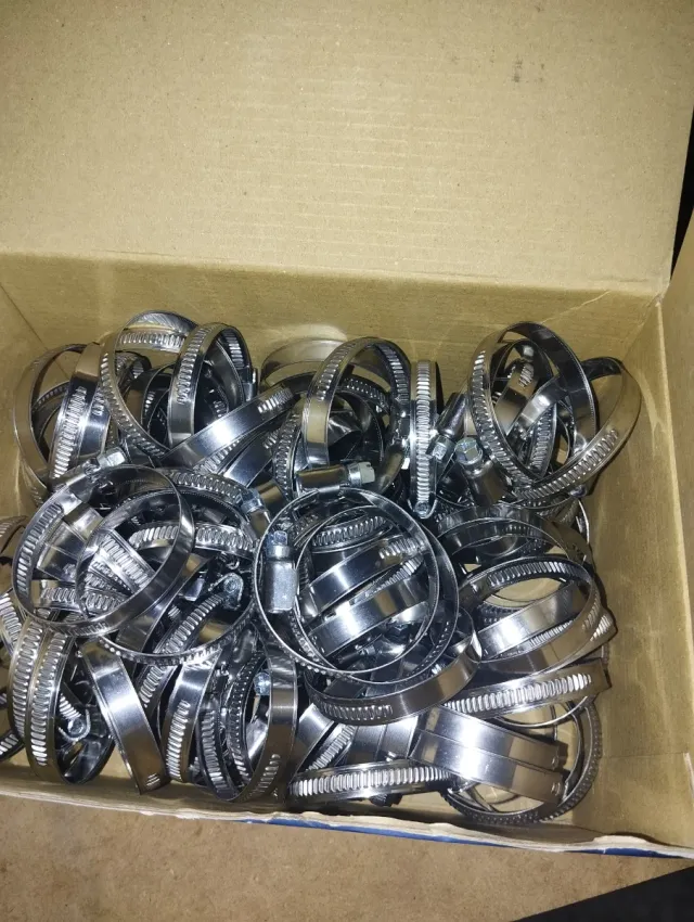 Lote 25 abrazaderas 32-50mm ancho 9mm