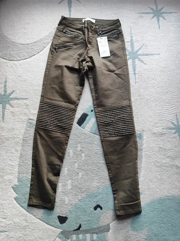 Pantalón Zara Talla 36 Verde Militar