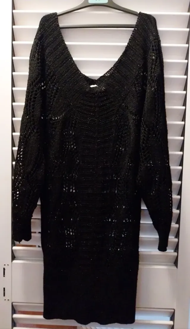 5€ cada prenda . Completamente nuevos .