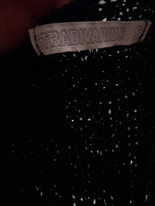 5€ cada prenda . Completamente nuevos .