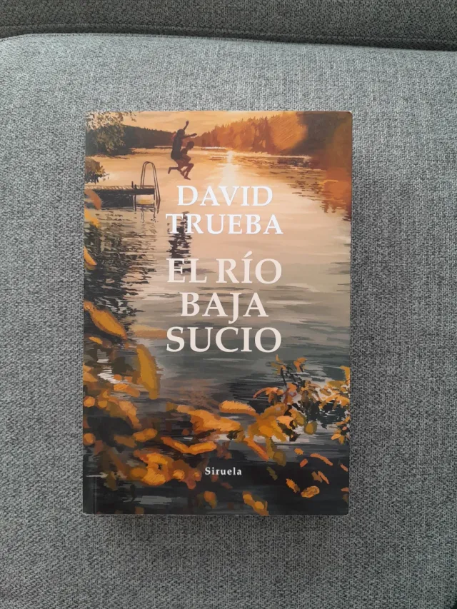 El río baja sucio