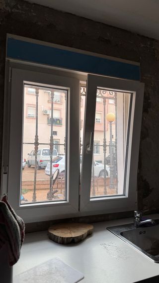 Ventana abatible Climalit 100x115cm