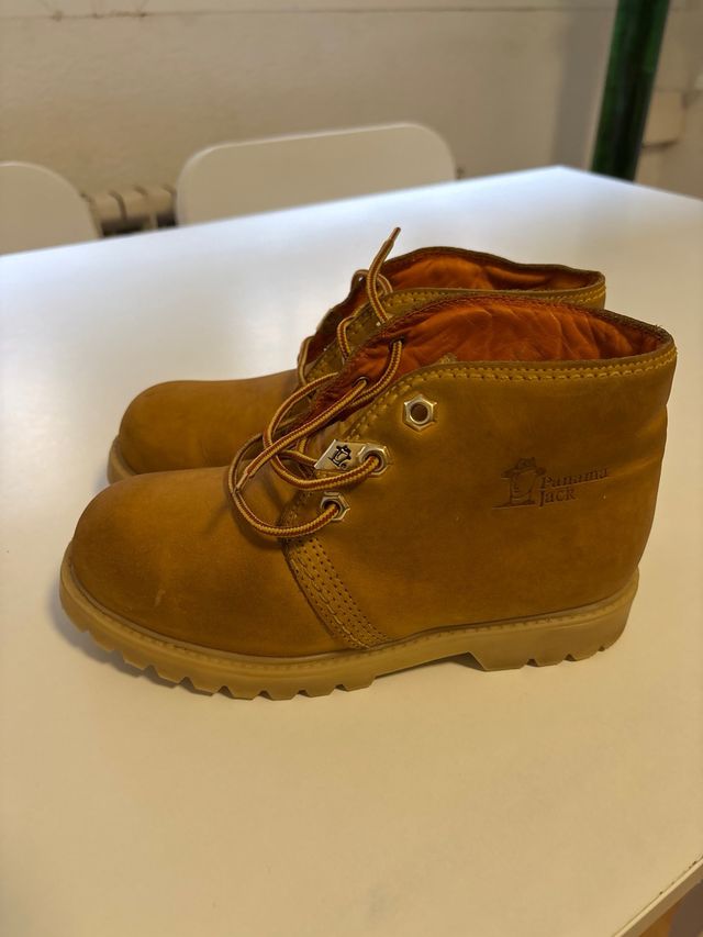 Botas Panamá JacR 33 amarillo