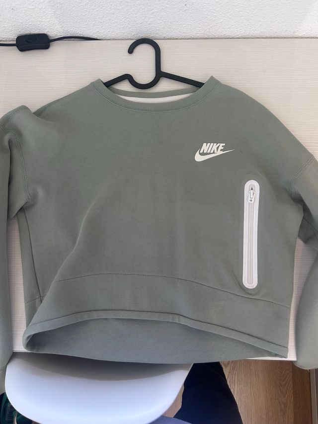 Sudadera Nike Verde Oliva con Cremallera