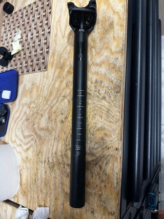 Tija sillín bicicleta negra