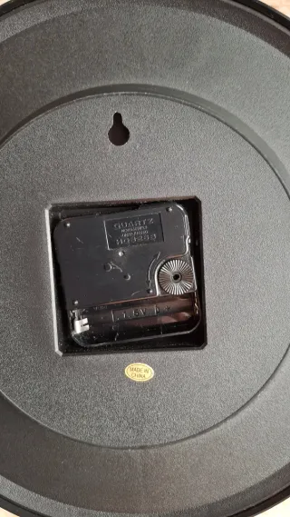 Orologio da parete moderno