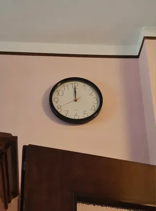 Orologio da parete moderno