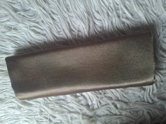 Conjunto bolso y zapatos fiesta oro