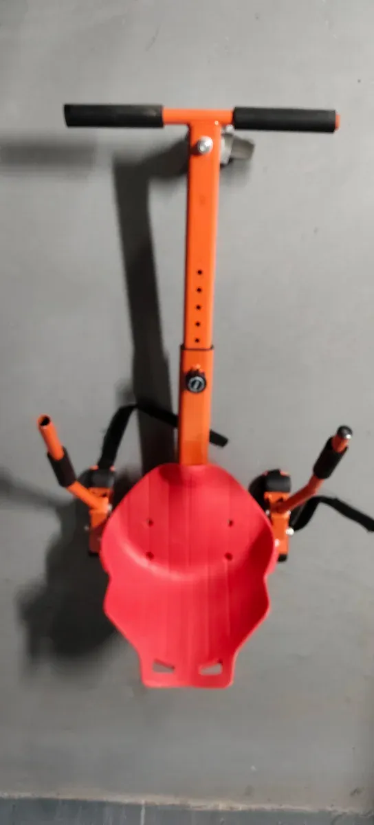 Carrito de arrastre naranja para niños