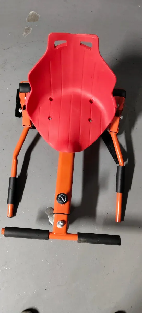 Carrito de arrastre naranja para niños