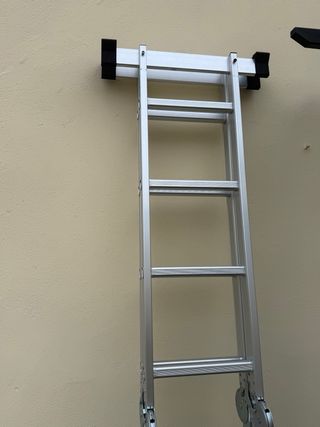 Escalera articulada plegable 4.4m