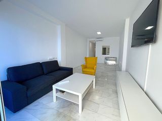 Piso en alquiler en Santa Catalina - Canteras en Palmas de Gran Canaria(Las)