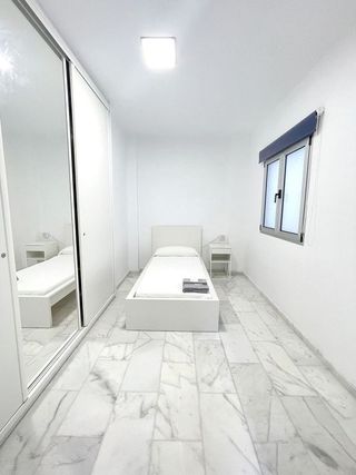 Piso en alquiler en Santa Catalina - Canteras en Palmas de Gran Canaria(Las)