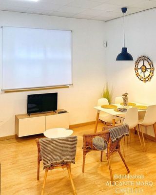Piso en alquiler en Carolinas Bajas en Alicante