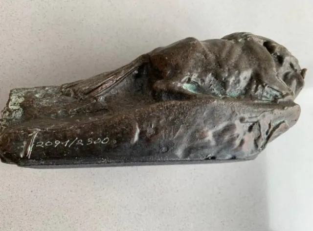 Escultura de caballo Oliveira 2001