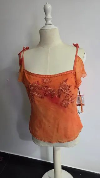 Blusa fiesta naranja y roja
