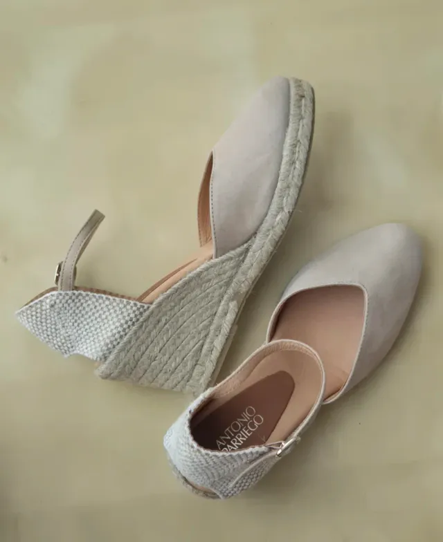 Cuñas de esparto beige de ante T41 Antonio Parrego