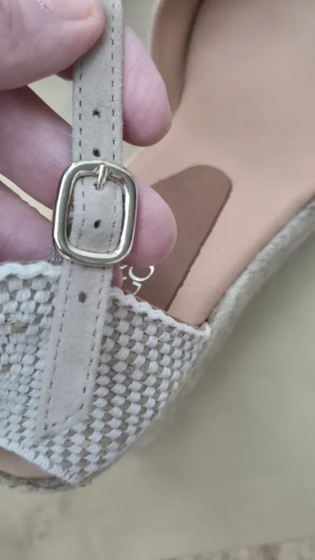 Cuñas de esparto beige de ante T41 Antonio Parrego