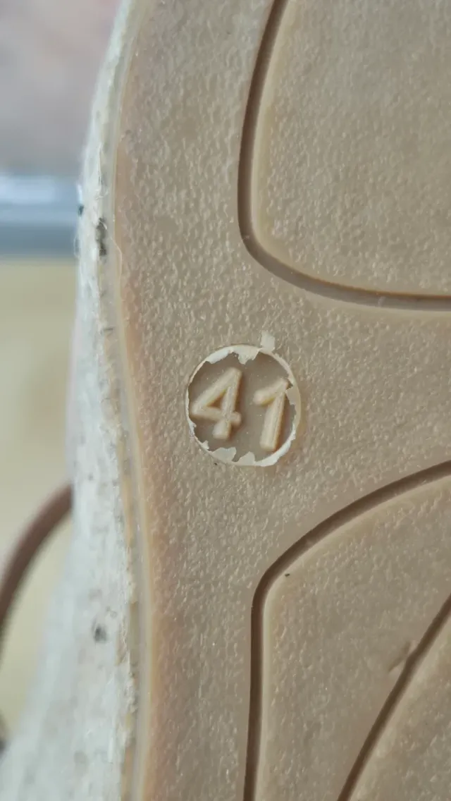 Cuñas de esparto beige de ante T41 Antonio Parrego